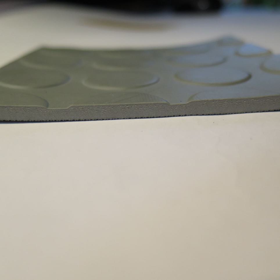 Noppenmatte grau als Meterware